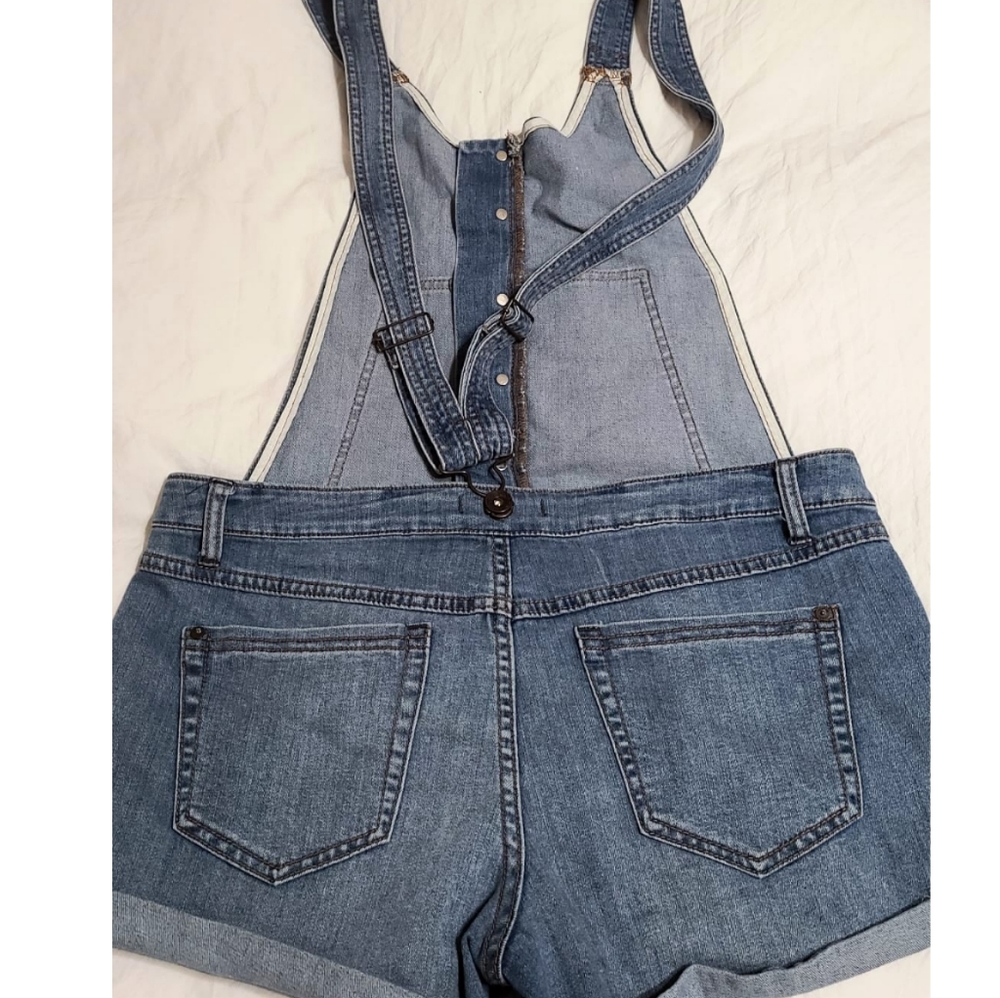Short Overalls - Picture 3 of 6